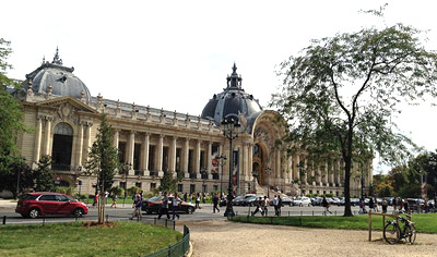 Petit Palais - Jardin des Champs-Elysees