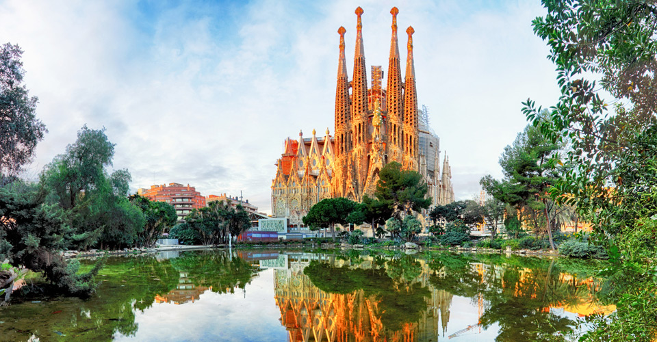 Barcelona For First Time Visitors With Free Things To Do List
